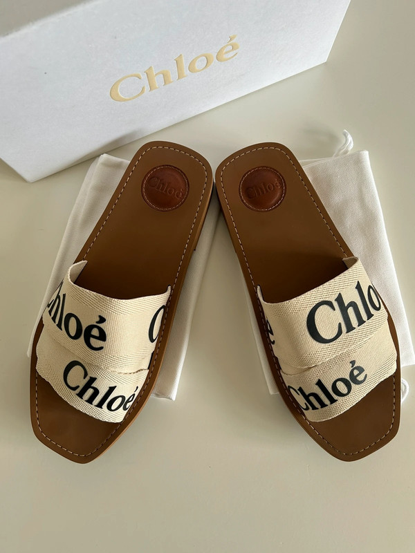 CHLOE MULES WOODY EN LIN POINTURE 40. SANDALES ETE. CHAUSSURES DE LUXE DE SECONDE MAIN. LUXE D'OCCASION PAS CHER CERTIFICAT D'AUTHENTICITE LES TRESORS DE DJEN