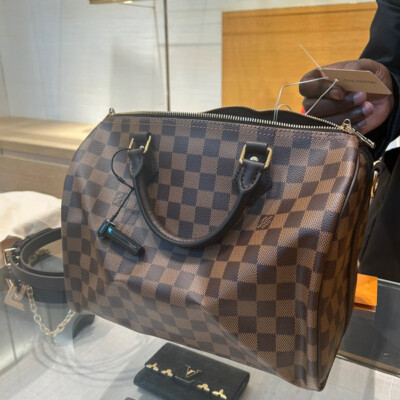 LOUIS VUITTON SPEEDY 30 BANDOULIERE DAMIER EBENE. SAC DE LUXE DE SECONDE MAIN AUTHENTIQUE CERTIFICAT D'AUTHENTICITE ENTRUPY. LUXE D'OCCASION PAS CHER