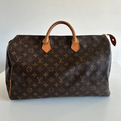 LOUIS VUITTON SPEEDY 40 MONOGRAM VINTAGE. SAC DE LUXE DE SECONDE MAIN AUTHENTIQUE. SAC LV D'OCCASION PAS CHER. CERTIFICAT D'AUTHENTICITE ENTRUPY
