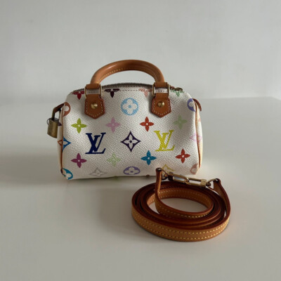 LOUIS VUITTON SPEEDY NANO MINI HL MONOGRAM MULTICOLORE. LOUIS VUITTON X TAKASHI MURAKAMI. LUXE DE SECONDE MAIN AUTHENTIQUE CERTIFICAT D'AUTHENTICITE ENTRUPY. LUXE D'OCCASION PAS CHER