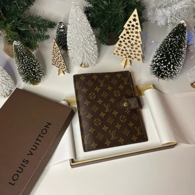 Louis Vuitton couverture pour agenda GM monogram. LUXE DE SECONDE MAIN AUTHENTIQUE CERTIFICAT ENTRUPY