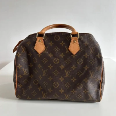 Louis Vuitton speedy 30 monogram toile monogram. Luxe de seconde main authentique. Certificat d'authenticité entrupy. Luxe d'occasion pas cher