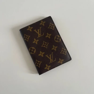 Couverture pour passeport Louis Vuitton monogram 1