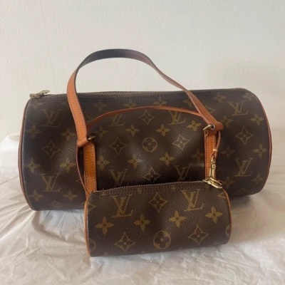 Louis Vuitton papillon 30 monogram vintage SAC DE LUXE DE SECONDE MAIN AUTHENTIQUE CERTIFICAT D'AUTHENTICITE ENTRUPY. SAC DE LUXE D'OCCASION PAS CHER.