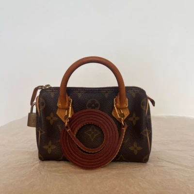 Louis Vuitton speedy nano en toile monogram SAC DE LUXE DE SECONDE MAIN AUTHENTIQUE CERTIFICAT D'AUTHENTICITE ENTRUPY. SAC DE LUXE D'OCCASION PAS CHER.