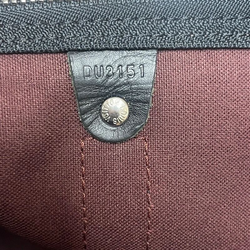 Louis Vuitton keepall bandoulière 55 monogram macassar. SAC DE LUXE DE SECONDE MAIN AUTHENTIQUE CERTIFICAT D'AUTHENTICITE ENTRUPY. SAC DE LUXE D'OCCASION PAS CHER. SAC DE VOYAGE DE LUXE