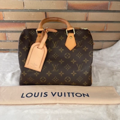 Louis Vuitton speedy 25 monogram SAC DE LUXE DE SECONDE MAIN AUTHENTIQUE CERTIFICAT D'AUTHENTICITE ENTRUPY. SAC DE LUXE D'OCCASION PAS CHER. LOUIS VUITTON FULL SET