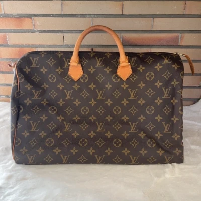 LOUIS VUITTON speedy 40 monogram vintage SAC DE LUXE DE SECONDE MAIN AUTHENTIQUE CERTIFICAT D'AUTHENTICITE ENTRUPY. SAC DE LUXE D'OCCASION PAS CHER.