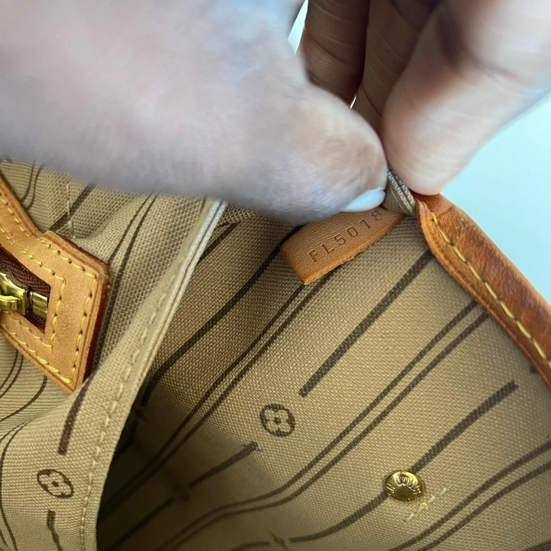 Louis Vuitton neverfull GM monogram SAC DE LUXE DE SECONDE MAIN AUTHENTIQUE CERTIFICAT D'AUTHENTICITE ENTRUPY. SAC DE LUXE D'OCCASION PAS CHER. LOUIS VUITTON FULL SET