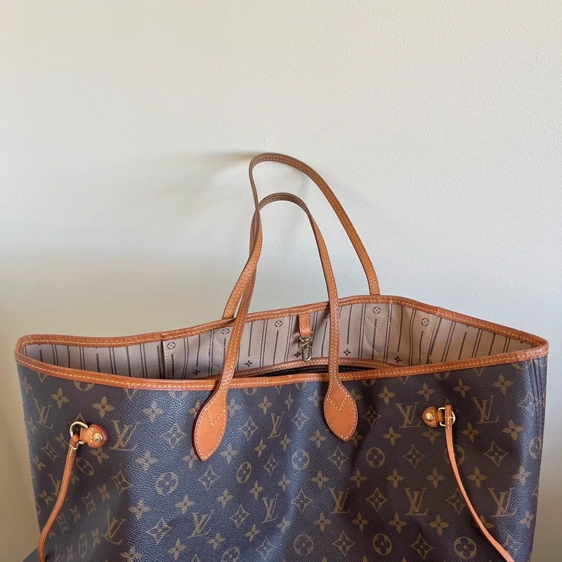 Louis Vuitton neverfull GM monogram SAC DE LUXE DE SECONDE MAIN AUTHENTIQUE CERTIFICAT D'AUTHENTICITE ENTRUPY. SAC DE LUXE D'OCCASION PAS CHER. LOUIS VUITTON FULL SET