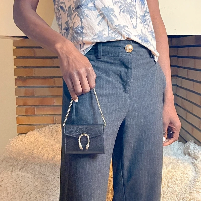 GUCCI micro Dionysus en cuir grainé noir SAC DE LUXE DE SECONDE MAIN AUTHENTIQUE CERTIFICAT D'AUTHENTICITE ENTRUPY. SAC DE LUXE D'OCCASION PAS CHER