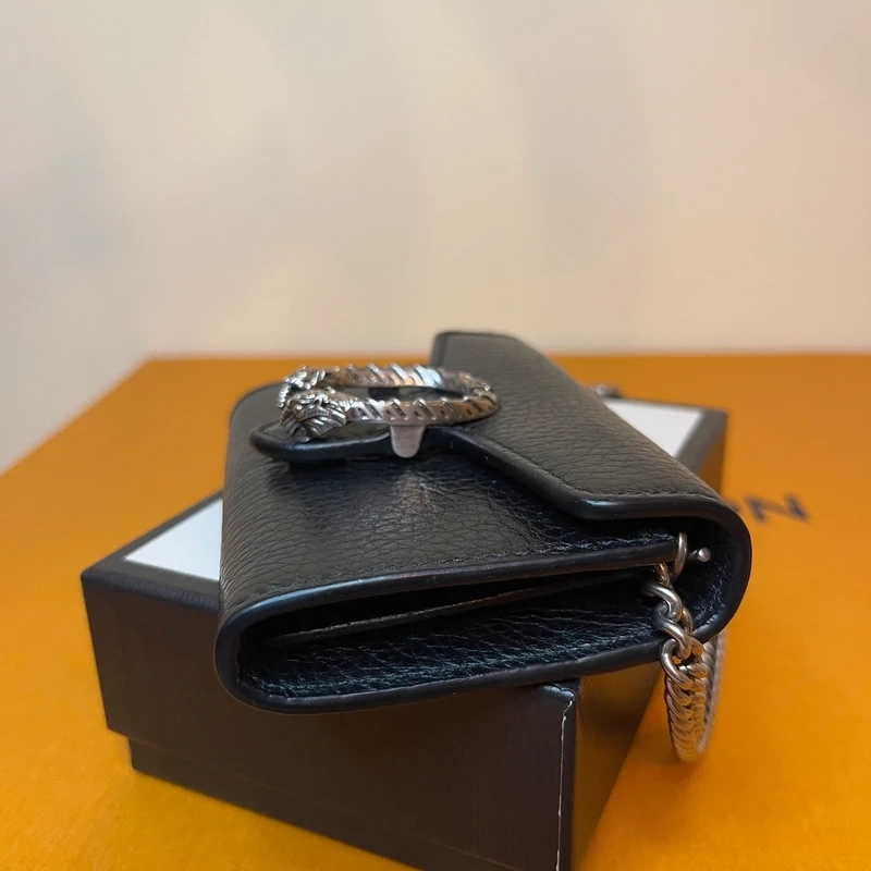 GUCCI micro Dionysus en cuir grainé noir SAC DE LUXE DE SECONDE MAIN AUTHENTIQUE CERTIFICAT D'AUTHENTICITE ENTRUPY. SAC DE LUXE D'OCCASION PAS CHER