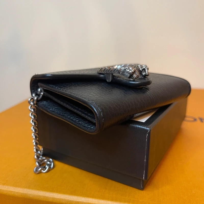GUCCI micro Dionysus en cuir grainé noir SAC DE LUXE DE SECONDE MAIN AUTHENTIQUE CERTIFICAT D'AUTHENTICITE ENTRUPY. SAC DE LUXE D'OCCASION PAS CHER