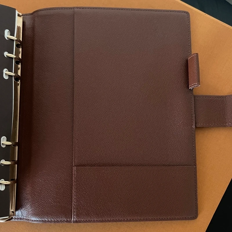 LOUIS VUITTON couverture pour agenda monogram GM LUXE DE SECONDE MAIN AUTHENTIQUE CERTIFICAT D'AUTHENTICITE ENTRUPY. SAC DE LUXE D'OCCASION PAS CHER LOUIS VUITTON FULL SET