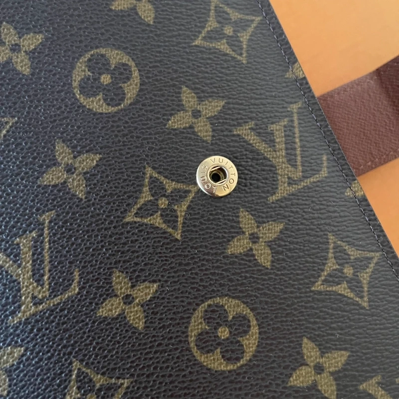 LOUIS VUITTON couverture pour agenda monogram GM LUXE DE SECONDE MAIN AUTHENTIQUE CERTIFICAT D'AUTHENTICITE ENTRUPY. SAC DE LUXE D'OCCASION PAS CHER LOUIS VUITTON FULL SET