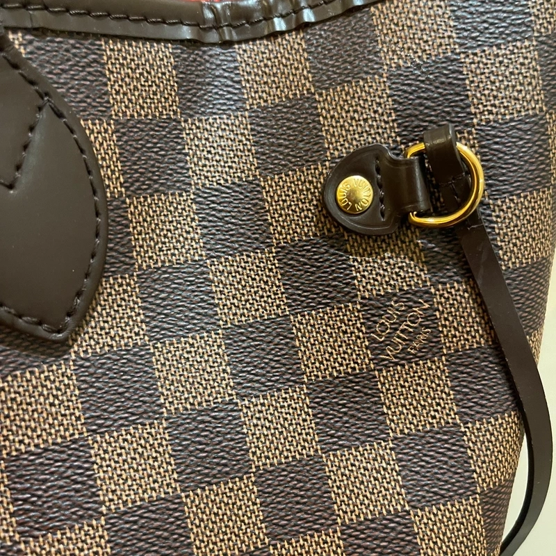 LOUIS VUITTON neverfull MM damier ébène LUXE DE SECONDE MAIN AUTHENTIQUE CERTIFICAT D'AUTHENTICITE ENTRUPY. SAC DE LUXE D'OCCASION PAS CHER LOUIS VUITTON FULL SET
