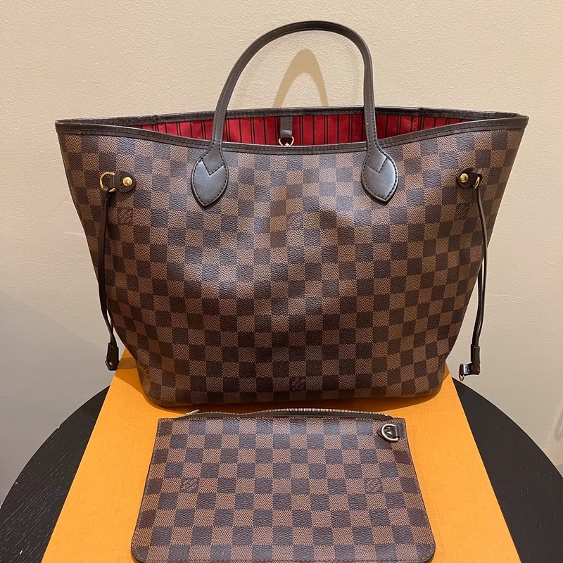 LOUIS VUITTON neverfull MM damier ébène LUXE DE SECONDE MAIN AUTHENTIQUE CERTIFICAT D'AUTHENTICITE ENTRUPY. SAC DE LUXE D'OCCASION PAS CHER LOUIS VUITTON FULL SET