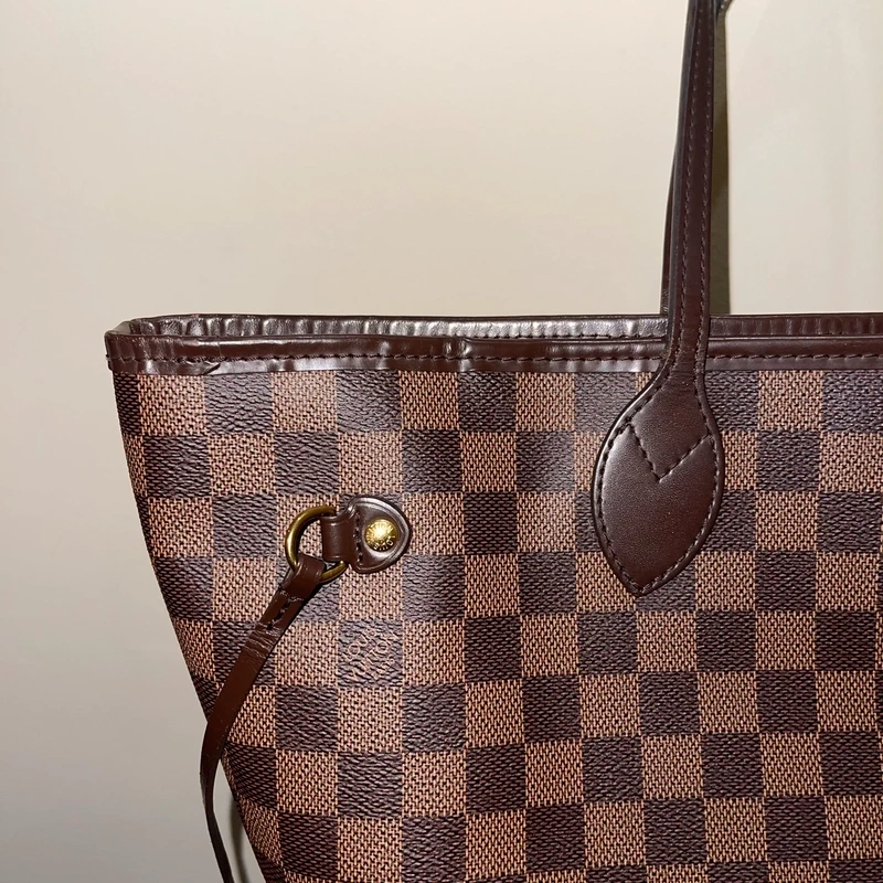 LOUIS VUITTON neverfull MM damier ébène LUXE DE SECONDE MAIN AUTHENTIQUE CERTIFICAT D'AUTHENTICITE ENTRUPY. SAC DE LUXE D'OCCASION PAS CHER LOUIS VUITTON FULL SET