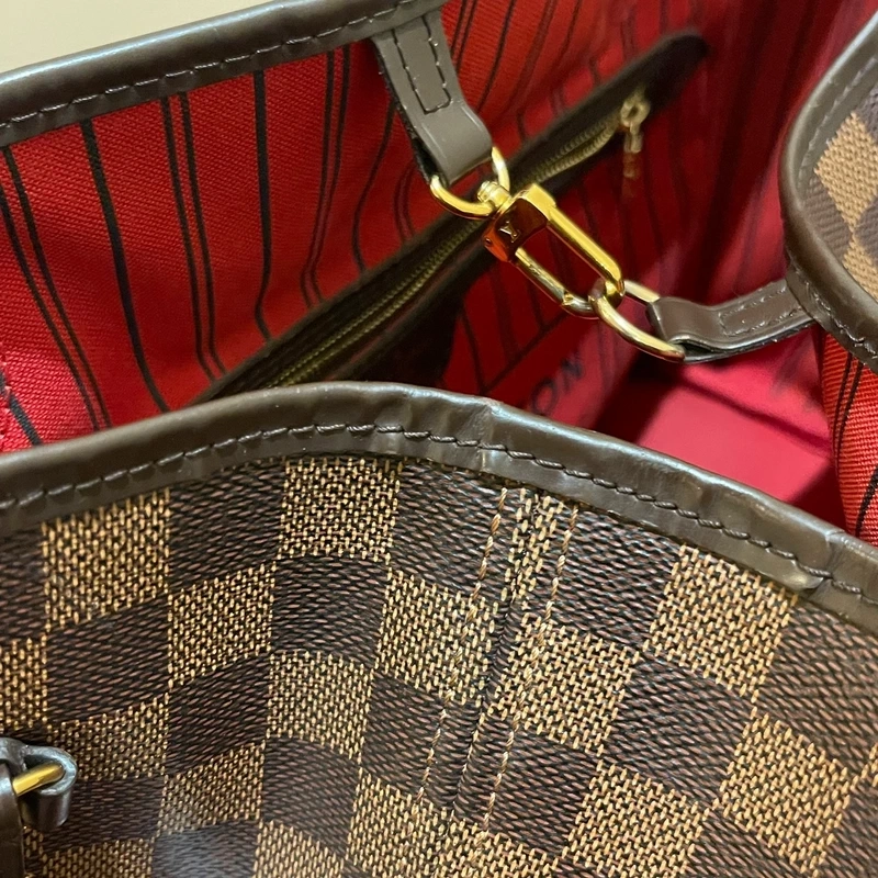 LOUIS VUITTON neverfull MM damier ébène LUXE DE SECONDE MAIN AUTHENTIQUE CERTIFICAT D'AUTHENTICITE ENTRUPY. SAC DE LUXE D'OCCASION PAS CHER LOUIS VUITTON FULL SET