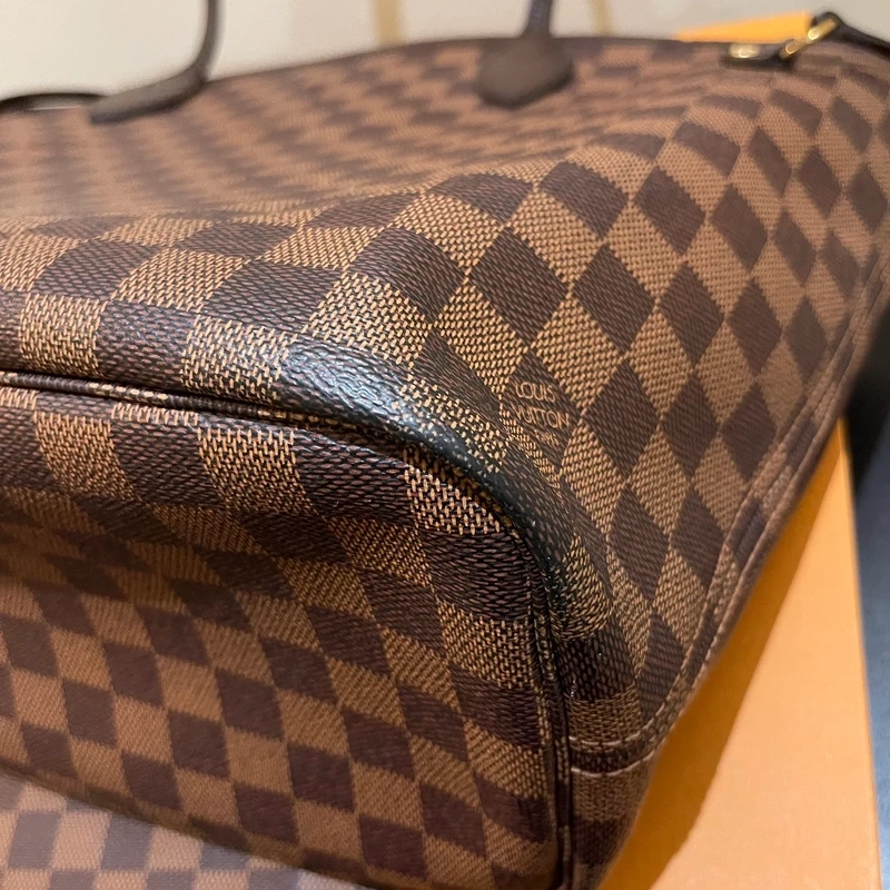 LOUIS VUITTON neverfull MM damier ébène LUXE DE SECONDE MAIN AUTHENTIQUE CERTIFICAT D'AUTHENTICITE ENTRUPY. SAC DE LUXE D'OCCASION PAS CHER LOUIS VUITTON FULL SET