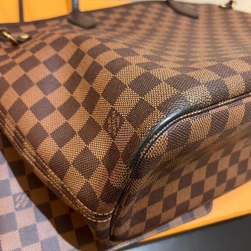 LOUIS VUITTON neverfull MM damier ébène LUXE DE SECONDE MAIN AUTHENTIQUE CERTIFICAT D'AUTHENTICITE ENTRUPY. SAC DE LUXE D'OCCASION PAS CHER LOUIS VUITTON FULL SET