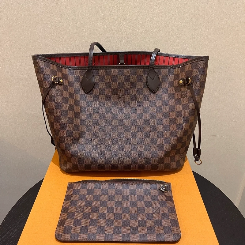 LOUIS VUITTON neverfull MM damier ébène LUXE DE SECONDE MAIN AUTHENTIQUE CERTIFICAT D'AUTHENTICITE ENTRUPY. SAC DE LUXE D'OCCASION PAS CHER LOUIS VUITTON FULL SET