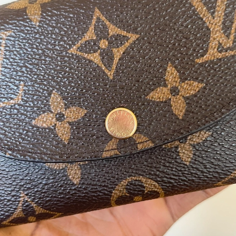 LOUIS VUITTON portefuille Rosalie Monogram SAC DE LUXE DE SECONDE MAIN AUTHENTIQUE CERTIFICAT D'AUTHENTICITE ENTRUPY. SAC DE LUXE D'OCCASION PAS CHER LOUIS VUITTON FULL SET