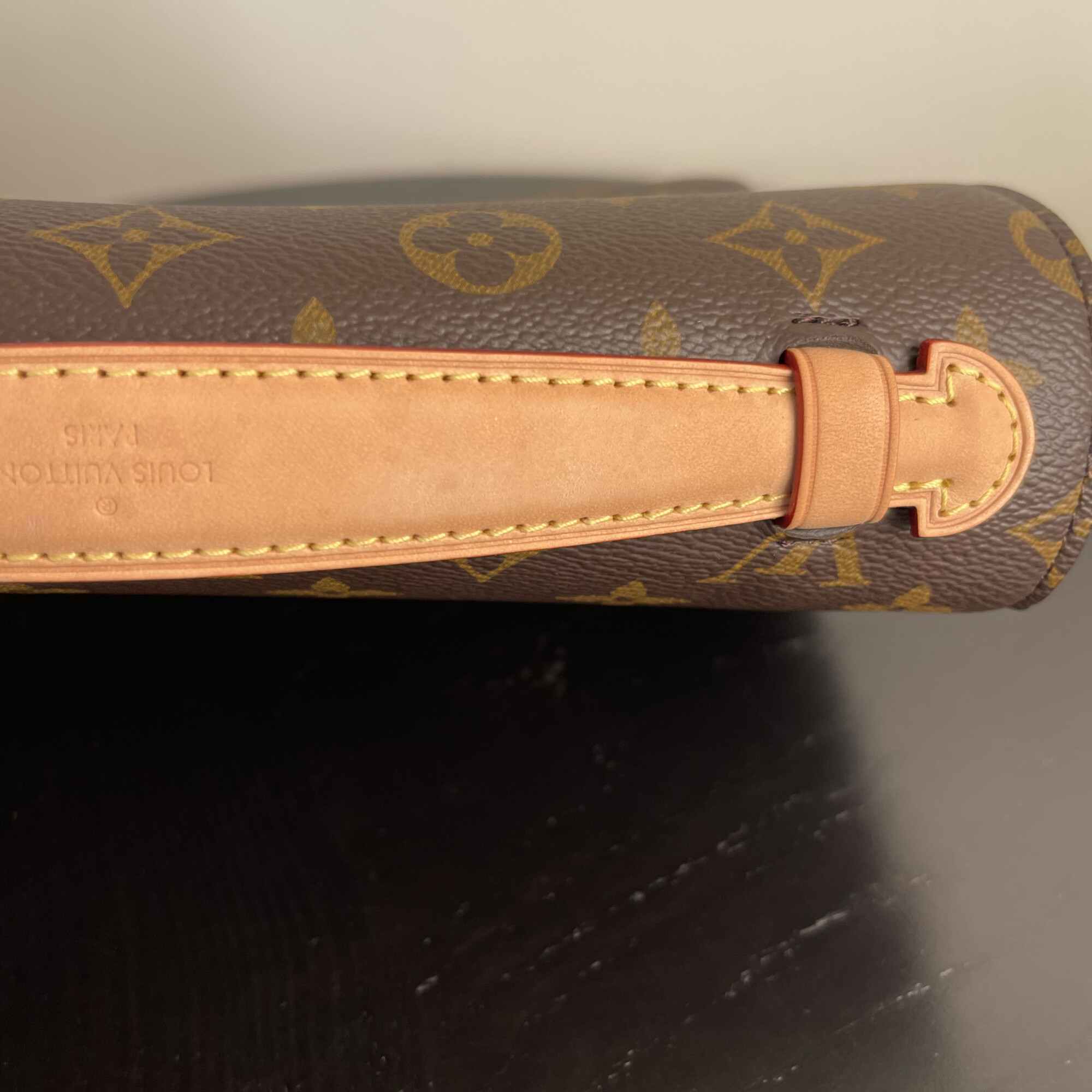 Louis Vuitton Métis monogram LUXE DE SECONDE MAIN AUTHENTIQUE CERTIFICAT D'AUTHENTICITE ENTRUPY. SAC DE LUXE D'OCCASION PAS CHER LOUIS VUITTON FULL SET