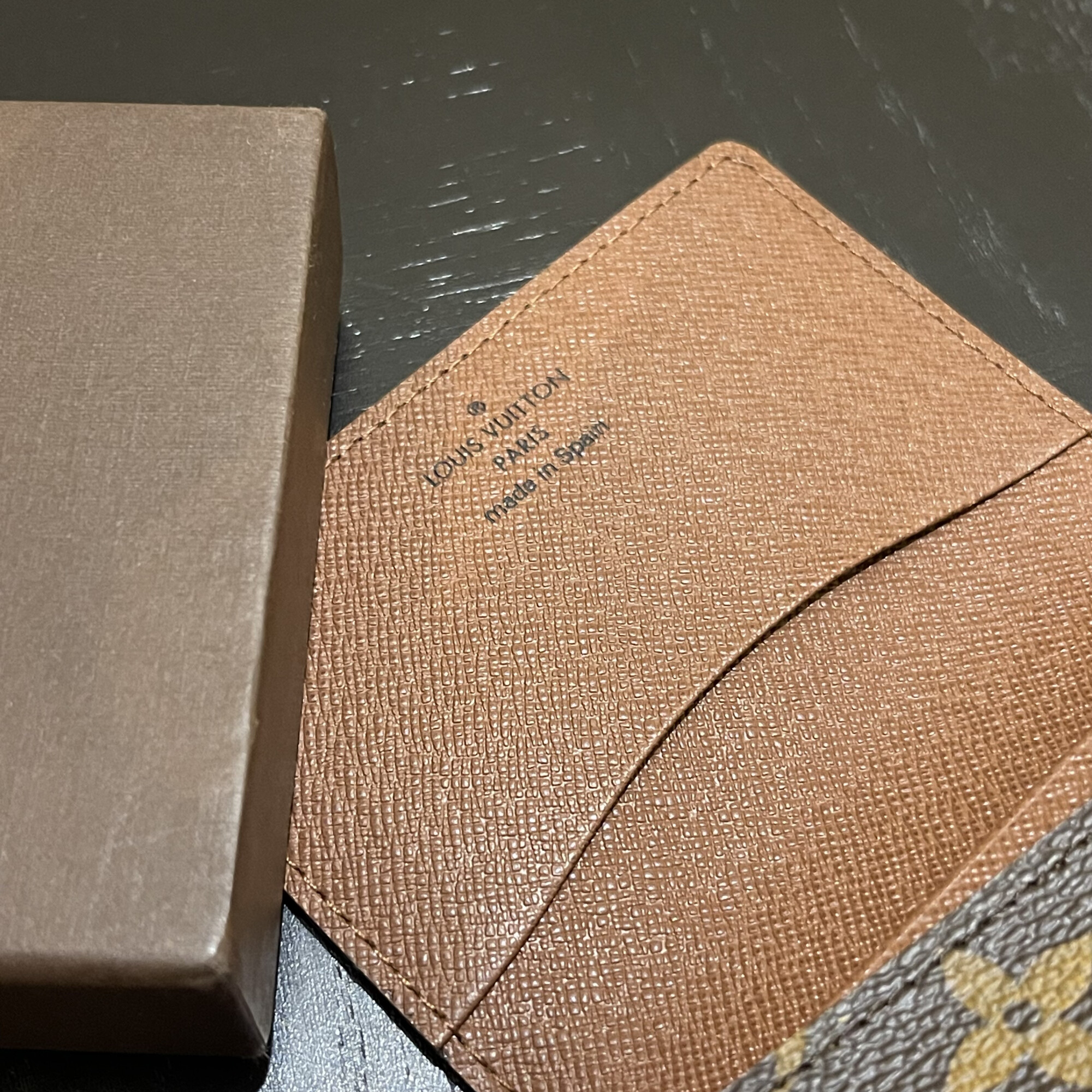 LUXE DE SECONDE MAIN AUTHENTIQUE CERTIFICAT D'AUTHENTICITE ENTRUPY. SAC DE LUXE D'OCCASION PAS CHER LOUIS VUITTON FULL SET