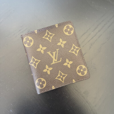 LOUIS VUITTON portefeuille multiple LUXE DE SECONDE MAIN AUTHENTIQUE CERTIFICAT D'AUTHENTICITE ENTRUPY. SAC DE LUXE D'OCCASION PAS CHER LOUIS VUITTON FULL SET