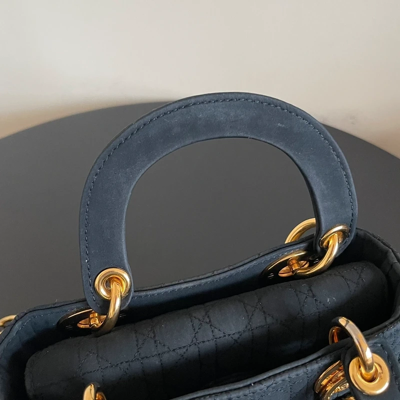 Dior sac Lady dior mini en nylon noir bijouterie dorée LUXE DE SECONDE MAIN AUTHENTIQUE CERTIFICAT D'AUTHENTICITE ENTRUPY. SAC DE LUXE D'OCCASION PAS CHER DIOR FULL SET