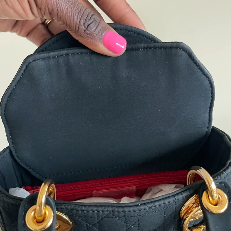 Dior sac Lady dior mini en nylon noir bijouterie dorée LUXE DE SECONDE MAIN AUTHENTIQUE CERTIFICAT D'AUTHENTICITE ENTRUPY. SAC DE LUXE D'OCCASION PAS CHER DIOR FULL SET