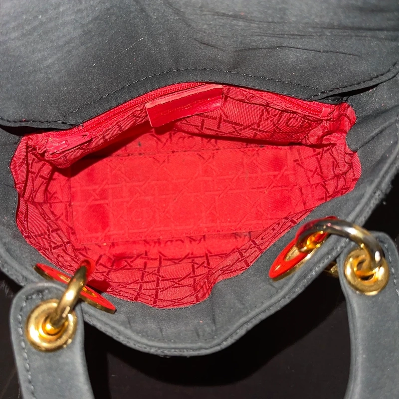 Dior sac Lady dior mini en nylon noir bijouterie dorée LUXE DE SECONDE MAIN AUTHENTIQUE CERTIFICAT D'AUTHENTICITE ENTRUPY. SAC DE LUXE D'OCCASION PAS CHER DIOR FULL SET