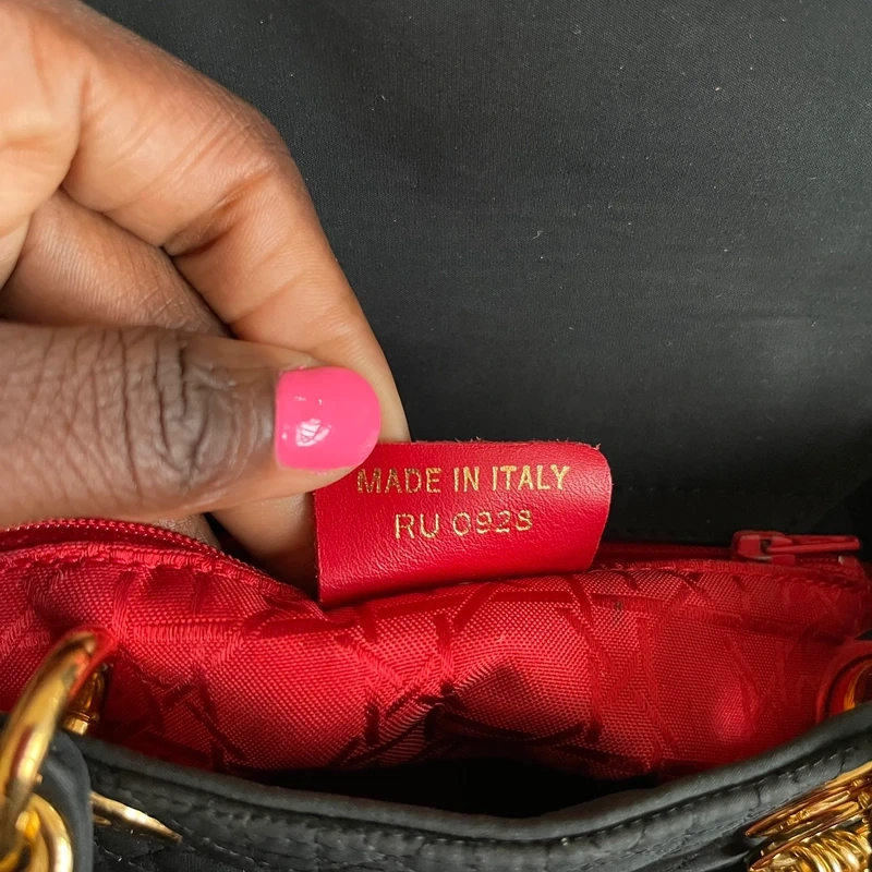 Dior sac Lady dior mini en nylon noir bijouterie dorée LUXE DE SECONDE MAIN AUTHENTIQUE CERTIFICAT D'AUTHENTICITE ENTRUPY. SAC DE LUXE D'OCCASION PAS CHER DIOR FULL SET