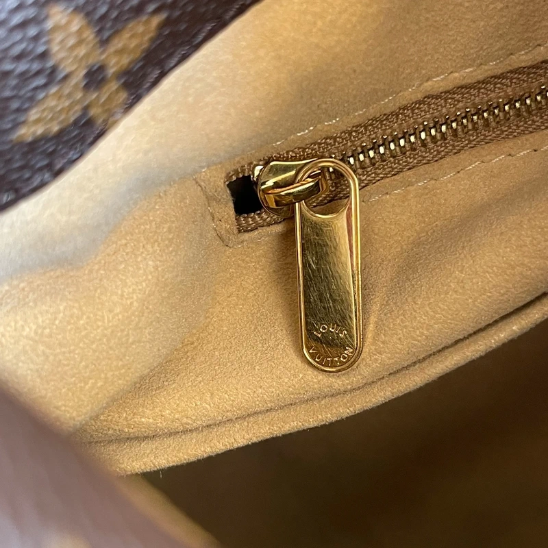 LOUIS VUITTON Artsy MM monogram LUXE DE SECONDE MAIN AUTHENTIQUE CERTIFICAT D'AUTHENTICITE ENTRUPY. SAC DE LUXE D'OCCASION PAS CHER LOUIS VUITTON FULL SET