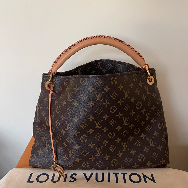 LOUIS VUITTON Artsy Monogram LUXE DE SECONDE MAIN AUTHENTIQUE CERTIFICAT D'AUTHENTICITE ENTRUPY. SAC DE LUXE D'OCCASION PAS CHER LOUIS VUITTON FULL SET