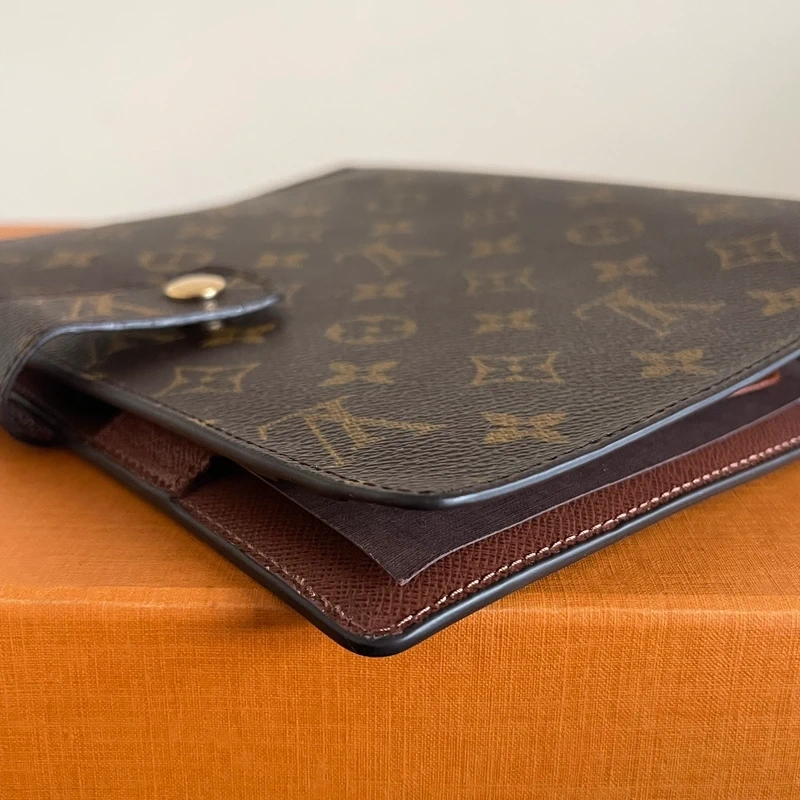 LOUIS VUITTON couverture pour agenda monogram GM LUXE DE SECONDE MAIN AUTHENTIQUE CERTIFICAT D'AUTHENTICITE ENTRUPY. SAC DE LUXE D'OCCASION PAS CHER LOUIS VUITTON FULL SET
