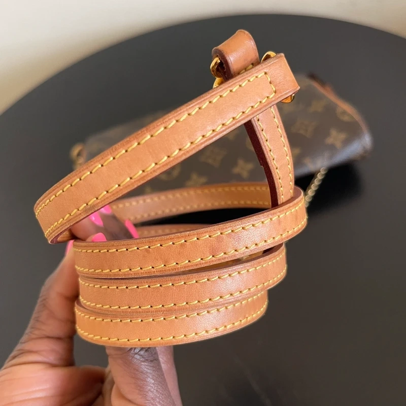 Louis Vuitton Eva monogram LUXE DE SECONDE MAIN AUTHENTIQUE CERTIFICAT D'AUTHENTICITE ENTRUPY. SAC DE LUXE D'OCCASION PAS CHER LOUIS VUITTON FULL SET