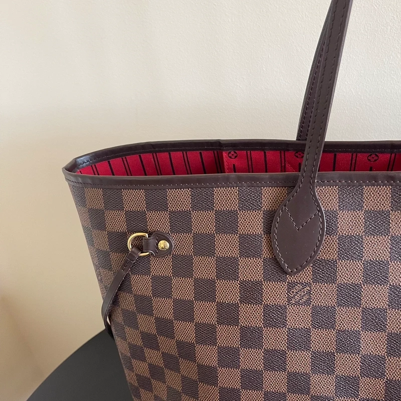 LOUIS VUITTON neverfull GM damier ébène LUXE DE SECONDE MAIN AUTHENTIQUE CERTIFICAT D'AUTHENTICITE ENTRUPY. SAC DE LUXE D'OCCASION PAS CHER LOUIS VUITTON FULL SET