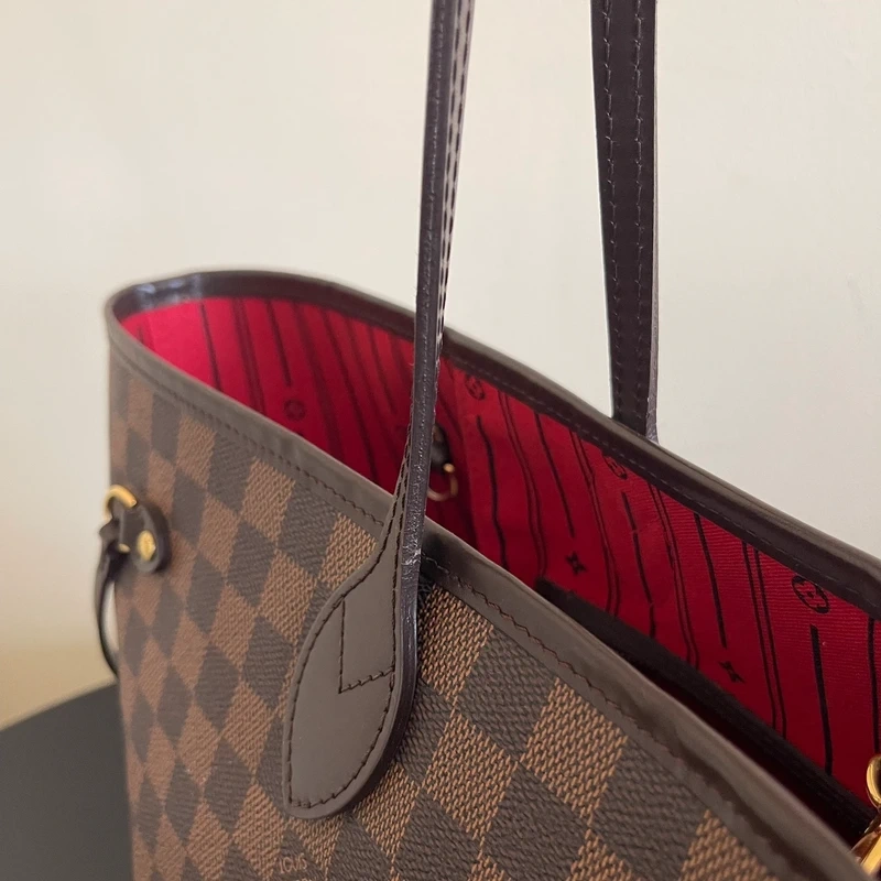 LOUIS VUITTON neverfull GM damier ébène LUXE DE SECONDE MAIN AUTHENTIQUE CERTIFICAT D'AUTHENTICITE ENTRUPY. SAC DE LUXE D'OCCASION PAS CHER LOUIS VUITTON FULL SET