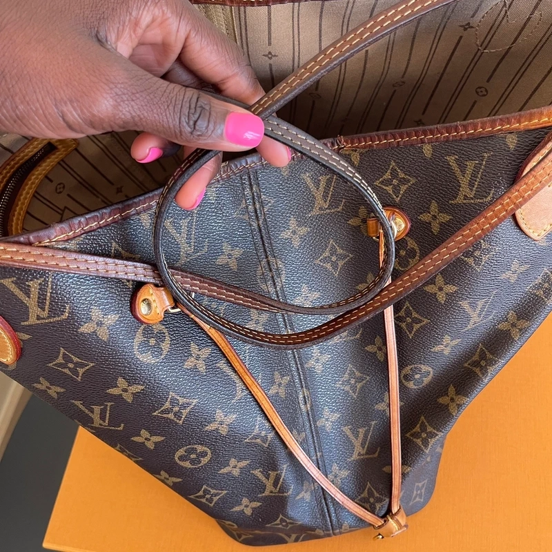 LOUIS VUITTON neverfull MM monogram LUXE DE SECONDE MAIN AUTHENTIQUE CERTIFICAT D'AUTHENTICITE ENTRUPY. SAC DE LUXE D'OCCASION PAS CHER LOUIS VUITTON FULL SET