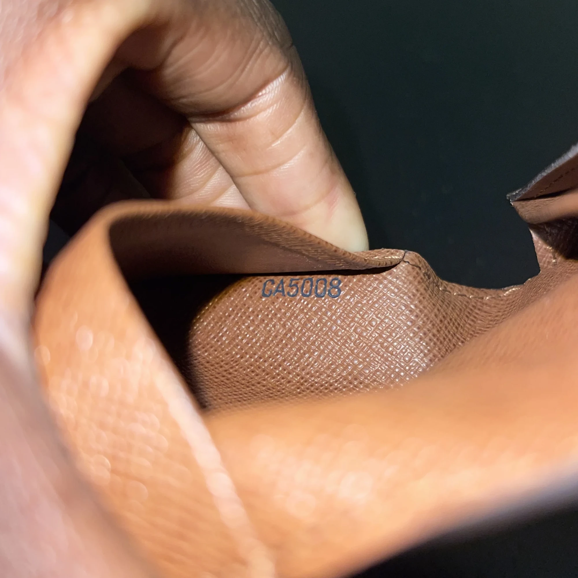LUXE DE SECONDE MAIN AUTHENTIQUE CERTIFICAT D'AUTHENTICITE ENTRUPY. SAC DE LUXE D'OCCASION PAS CHER LOUIS VUITTON FULL SET