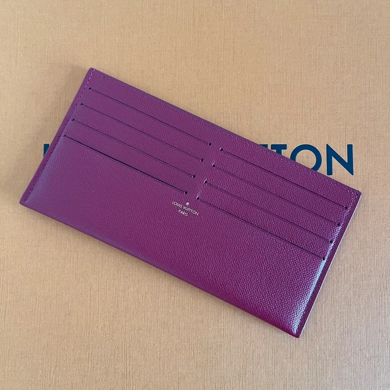 LOUIS VUITTON Porte-cartes Felicie En Toile MONOGRAM LOUIS VUITTON Bracelet Historic MINI LUXE DE SECONDE MAIN AUTHENTIQUE CERTIFICAT D'AUTHENTICITE ENTRUPY. SAC DE LUXE D'OCCASION PAS CHER LOUIS VUITTON FULL SET