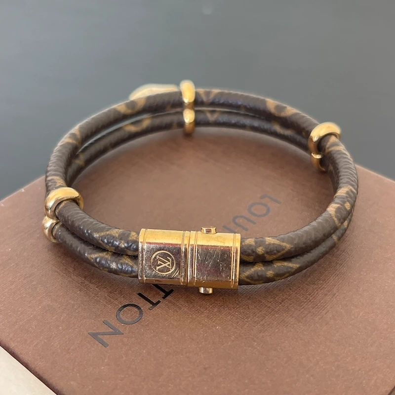 LOUIS VUITTON bracelet keep it twice LUXE D'OCCASION PAS CHER LOUIS VUITTON FULL SET.