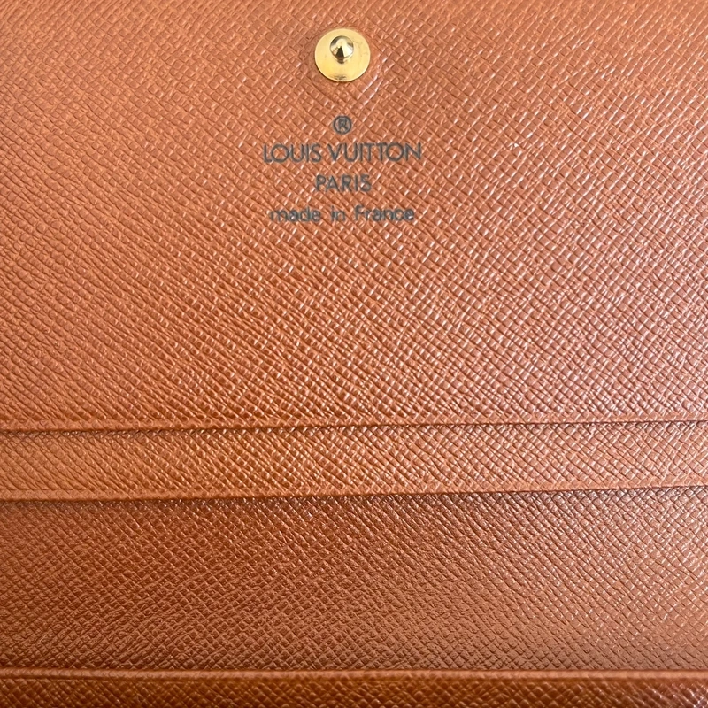 LOUIS VUITTON portefeuille bifold monogram LUXE DE SECONDE MAIN AUTHENTIQUE CERTIFICAT D'AUTHENTICITE ENTRUPY. SAC DE LUXE D'OCCASION PAS CHER LOUIS VUITTON FULL SET.