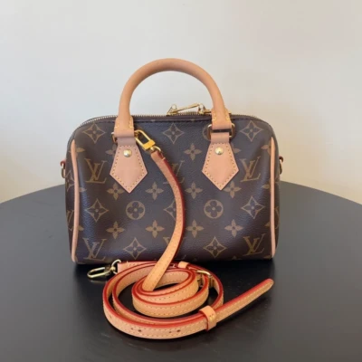 LOUIS VUITTON speedy 20 bandoulière LUXE DE SECONDE MAIN AUTHENTIQUE. SAC D'OCCASION PAS CHER CERTIFICAT D'AUTHENTICITE ENTRUPY. LOUIS VUITTON FULL SET