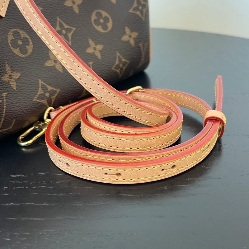 Louis Vuitton speedy 20 bandoulière monogram LUXE DE SECONDE MAIN AUTHENTIQUE CERTIFICAT D'AUTHENTICITE ENTRUPY. SAC DE LUXE D'OCCASION PAS CHER LOUIS VUITTON FULL SET