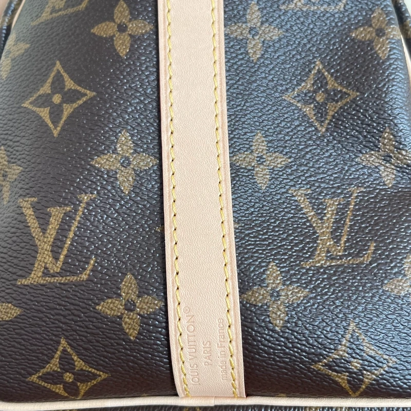 LOUIS VUITTON speedy 25 bandoulière monogram SAC DE LUXE DE SECONDE MAIN AUTHENTIQUE CERTIFICAT D'AUTHENTICITE ENTRUPY. SAC DE LUXE D'OCCASION PAS CHER. LOUIS VUITTON FULL SET