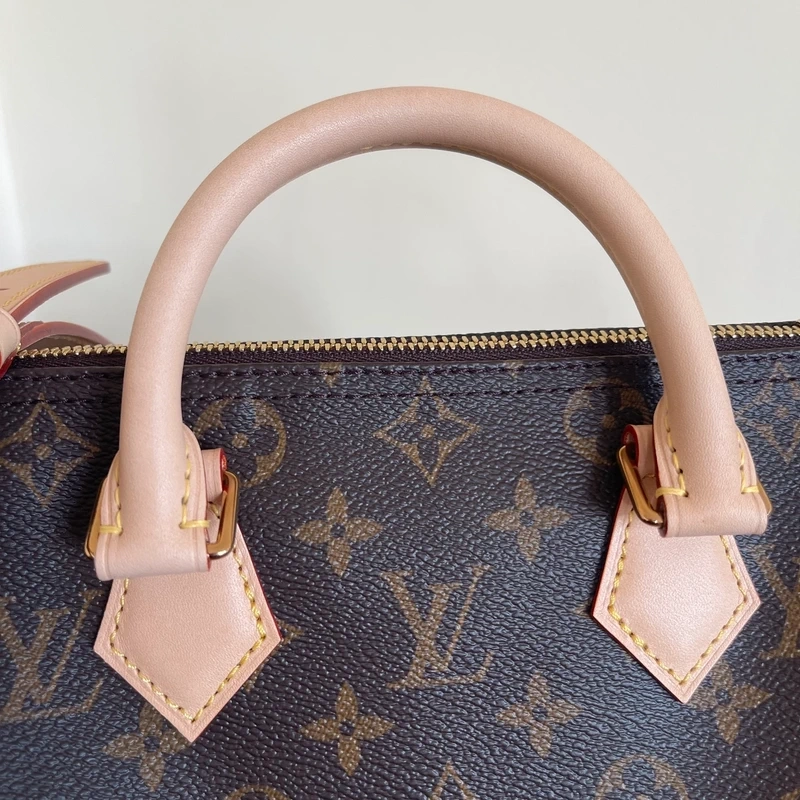 LOUIS VUITTON speedy 25 bandoulière monogram SAC DE LUXE DE SECONDE MAIN AUTHENTIQUE CERTIFICAT D'AUTHENTICITE ENTRUPY. SAC DE LUXE D'OCCASION PAS CHER. LOUIS VUITTON FULL SET