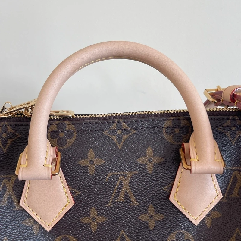 LOUIS VUITTON speedy 25 bandoulière monogram SAC DE LUXE DE SECONDE MAIN AUTHENTIQUE CERTIFICAT D'AUTHENTICITE ENTRUPY. SAC DE LUXE D'OCCASION PAS CHER. LOUIS VUITTON FULL SET